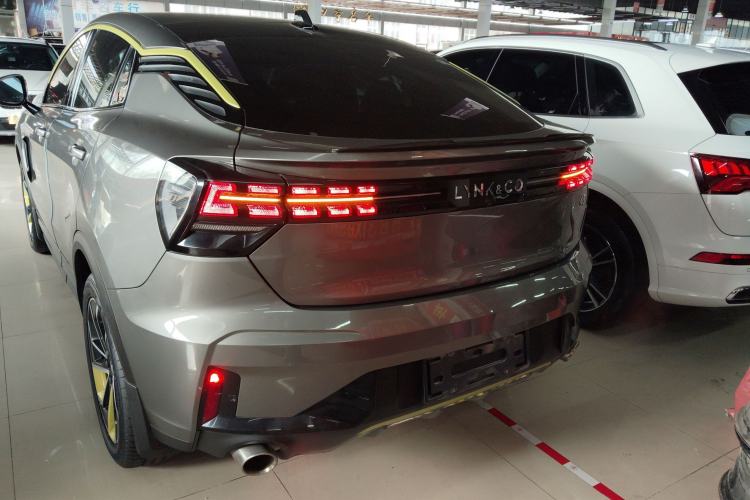 Used Lynk & Co 05 2022 2.0TD Two-Wheel Drive Zhaoyang Plus Rear