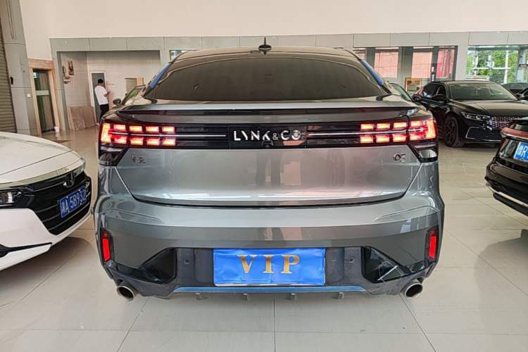 Used Lynk & Co 05 2022 2.0T Two-Wheel Drive Shine Halo Rear