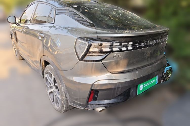 Used Lynk & Co 05 2022 2.0TD Four-Wheel Drive Dynamic Halo Rear Left 45 Deg
