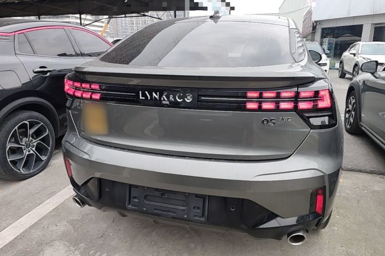 Used Lynk & Co 05 2022 2.0TD Four-Wheel Drive Dynamic Halo Rear