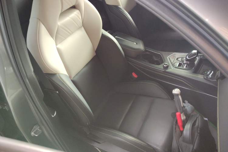 Used Lynk & Co 05 2022 2.0TD Two-Wheel Drive Zhaoyang Plus Right Front Seat