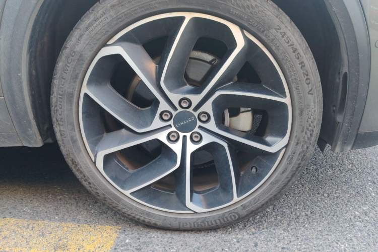 Used Lynk & Co 05 2022 2.0T Two-Wheel Drive Shine Halo Right Front Wheel Hub