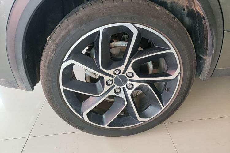 Used Lynk & Co 05 2022 2.0T Two-Wheel Drive Shine Halo Right Rear Wheel Hub