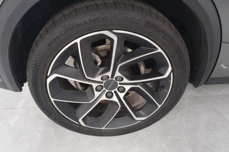 Used Lynk & Co 05 2022 2.0T Two-Wheel Drive Shine Halo Right Rear Wheel Hub