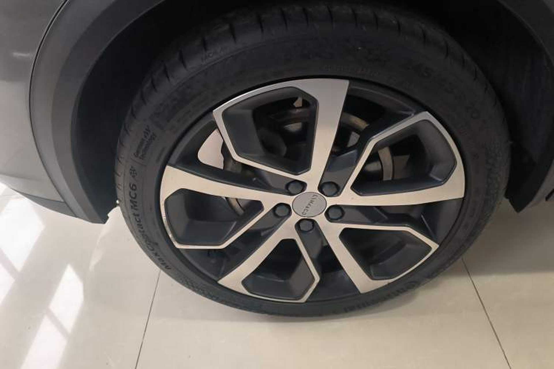 Used Lynk & Co 05 2022 2.0TD Four-Wheel Drive Dynamic Halo Right Rear Wheel Hub