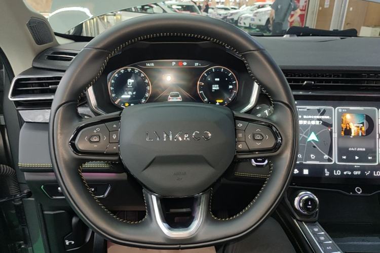 Used Lynk & Co 05 2022 2.0T Two-Wheel Drive Shine Halo Steering Wheel