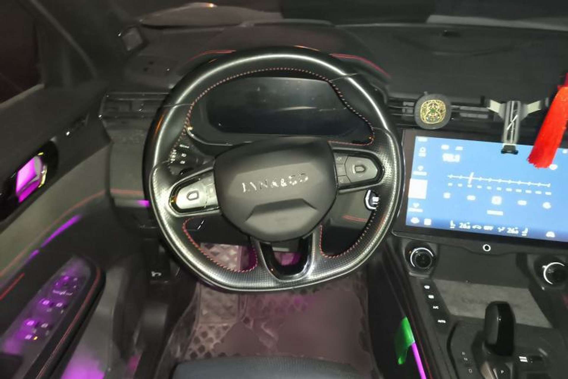 Used Lynk & Co 05 2022 2.0TD Four-Wheel Drive Dynamic Halo Steering Wheel
