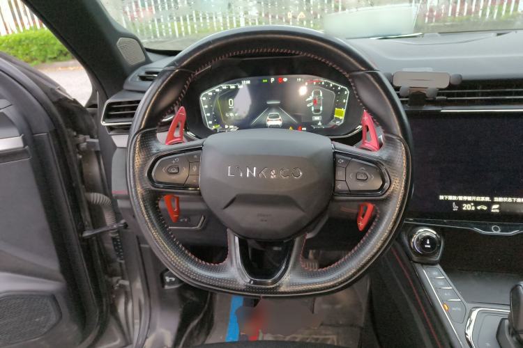Used Lynk & Co 05 2022 2.0TD Four-Wheel Drive Dynamic Halo Steering Wheel