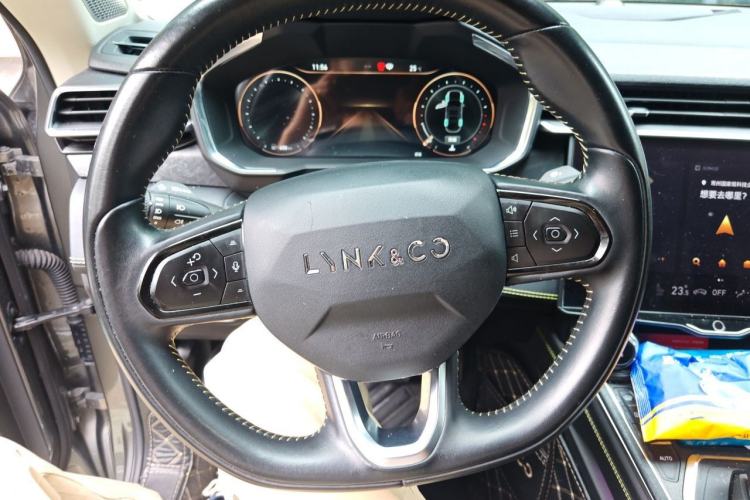 Used Lynk & Co 05 2022 2.0T Two-Wheel Drive Shine Halo Steering Wheel