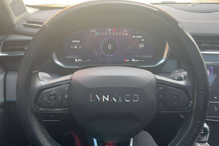 Used Lynk & Co 05 2022 2.0T Two-Wheel Drive Shine Halo Steering Wheel