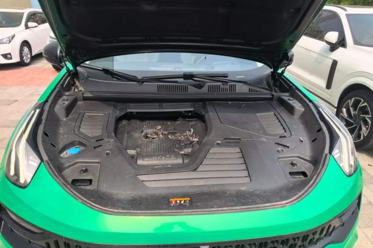 Used Lynk & Co 05 2022 2.0T Two-Wheel Drive Shine Halo Engine Bay