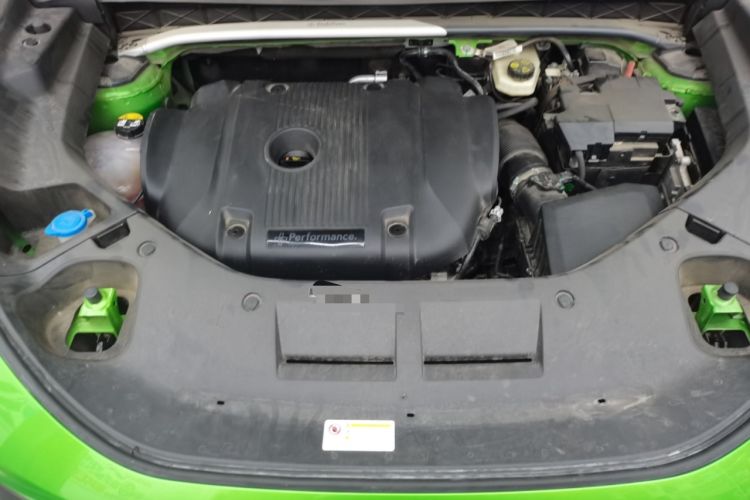 Used Lynk & Co 05 2022 05+ 2.0TD Automatic Exploration Edition Engine Bay
