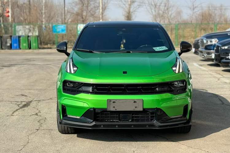 Used Lynk & Co 05 2022 05+ 2.0TD Automatic Performance Package Exterior 1