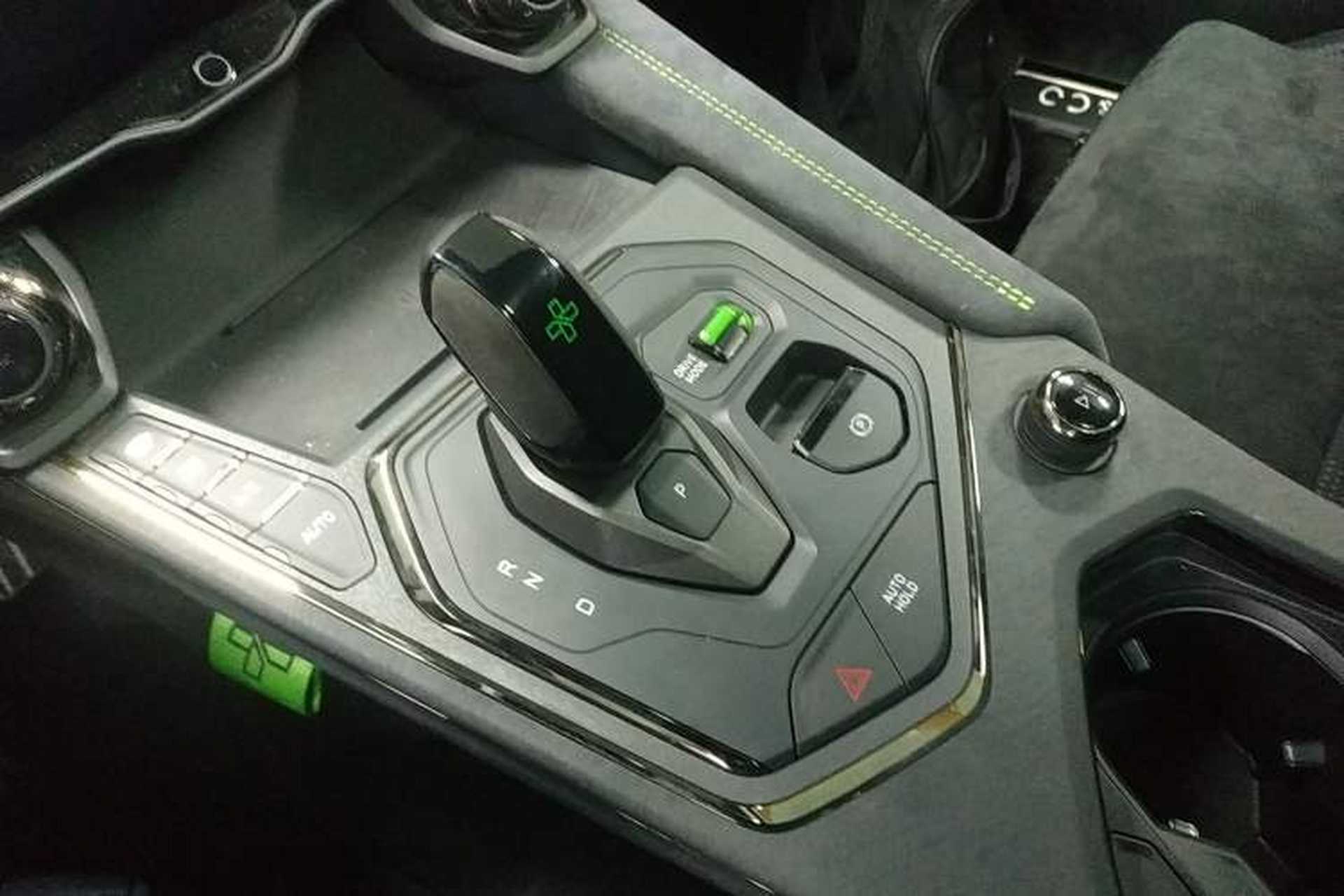 Used Lynk & Co 05 2022 05+ 2.0TD Automatic Exploration Edition Gear Lever