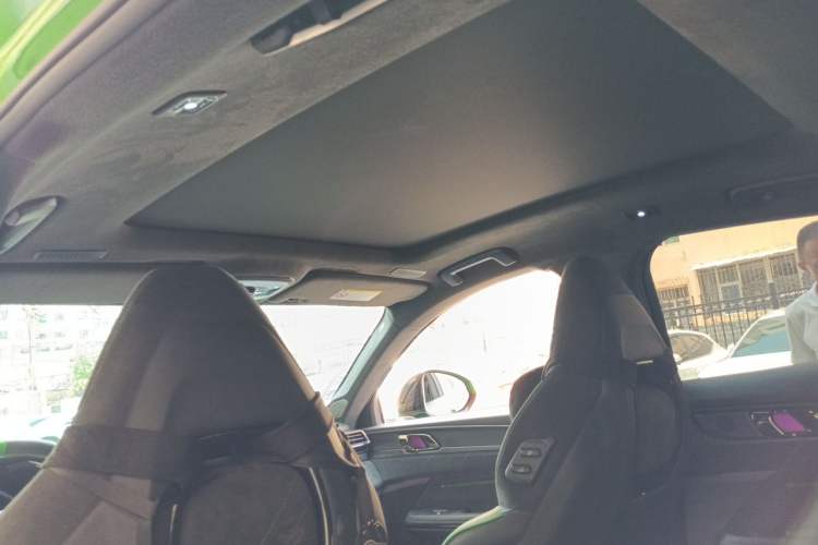 Used Lynk & Co 05 2022 05+ 2.0TD Automatic Exploration Edition Headliner