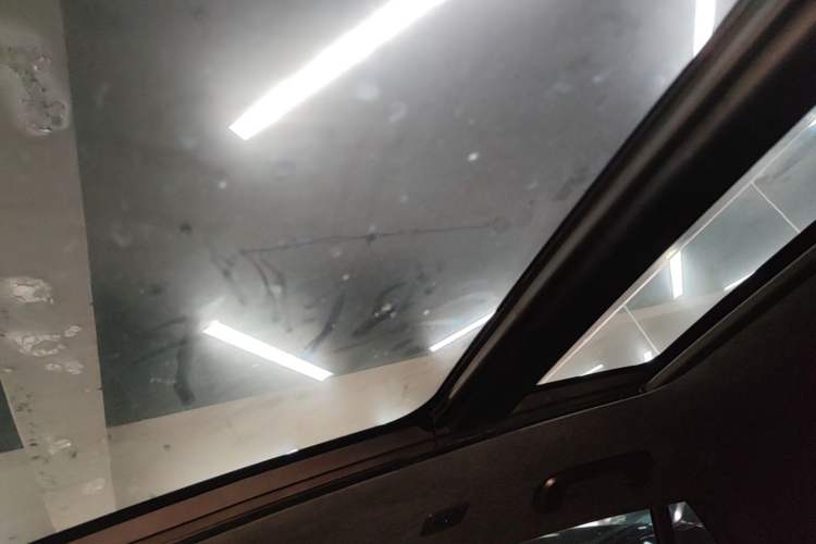 Used Lynk & Co 05 2022 05+ 2.0TD Automatic Exploration Edition Headliner