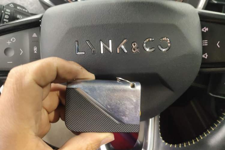 Used Lynk & Co 05 2022 05+ 2.0TD Automatic Performance Package Interior 1