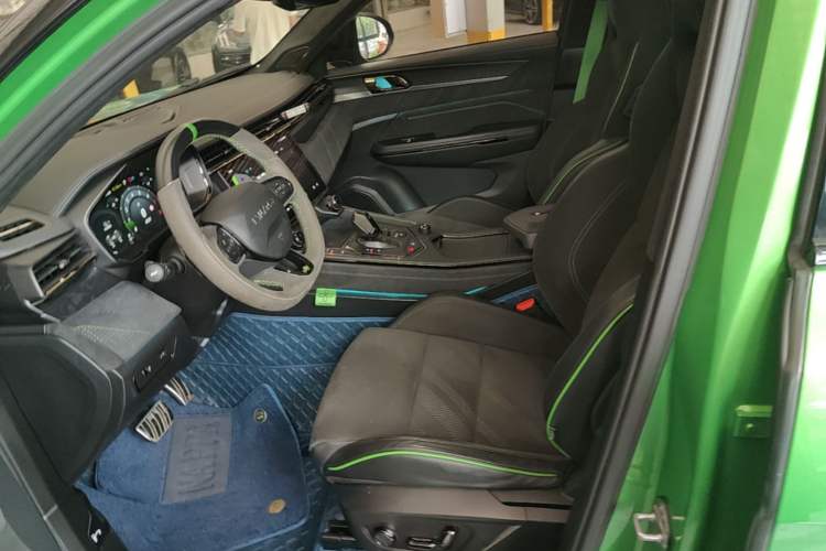 Used Lynk & Co 05 2022 05+ 2.0TD Automatic Performance Package Left Front Seat