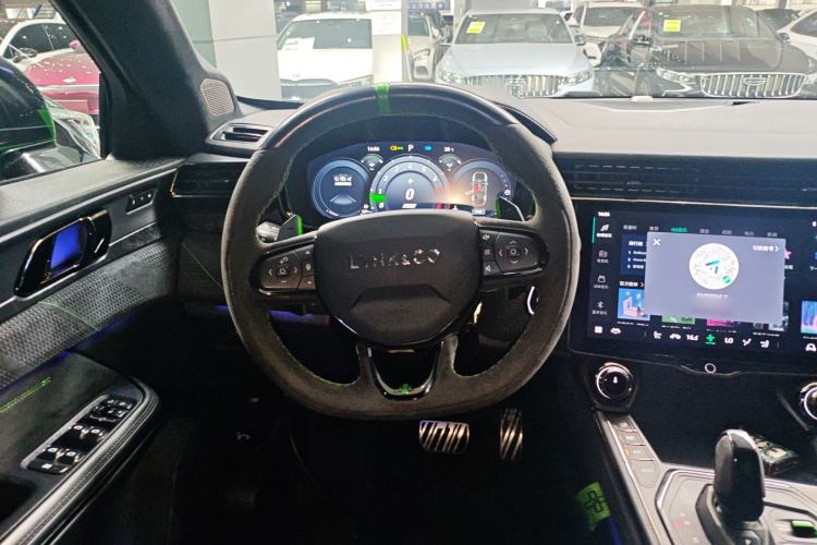 Used Lynk & Co 05 2022 05+ 2.0TD Automatic Exploration Edition Steering Wheel