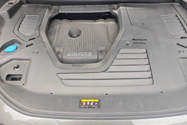 Used Lynk & Co 05 2022 2.0T Two-Wheel Drive Shine Halo Engine Bay