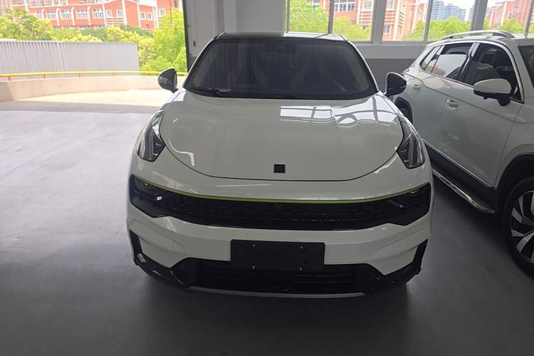 Used Lynk & Co 05 2022 2.0T Two-Wheel Drive Shine Halo Front