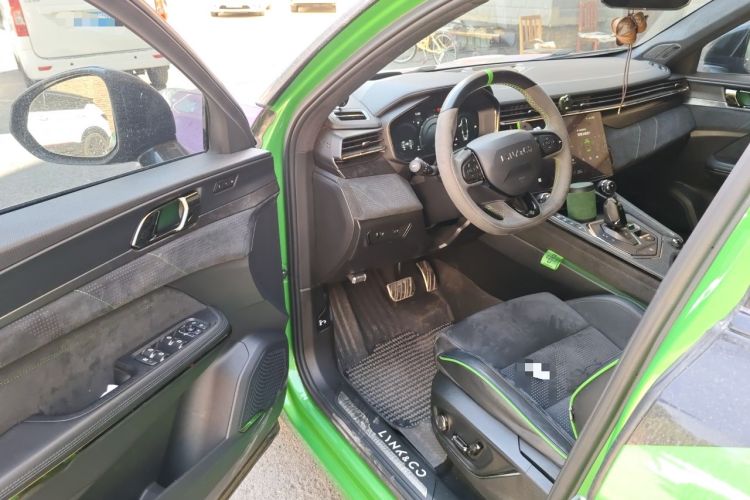 Used Lynk & Co 05 2022 05+ 2.0TD Automatic Performance Package Driver Seat