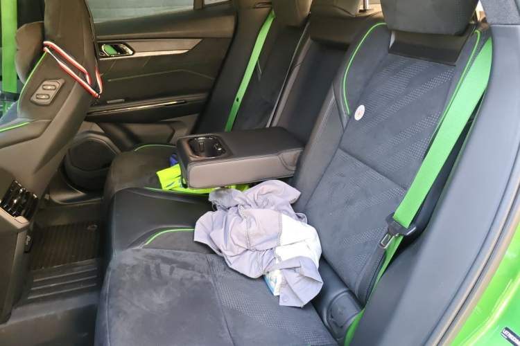 Used Lynk & Co 05 2022 05+ 2.0TD Automatic Performance Package Left Rear Seat