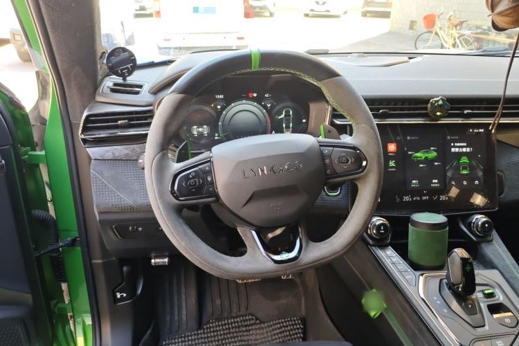 Used Lynk & Co 05 2022 05+ 2.0TD Automatic Performance Package Steering Wheel