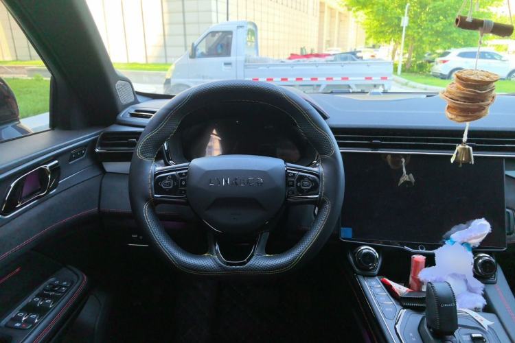 Used Lynk & Co 05 2022 2.0TD Four-Wheel Drive Dynamic Halo Steering Wheel