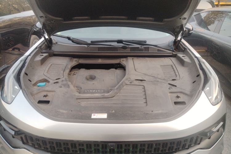Used Lynk & Co 05 2022 2.0T Two-Wheel Drive Shine Halo Engine Bay