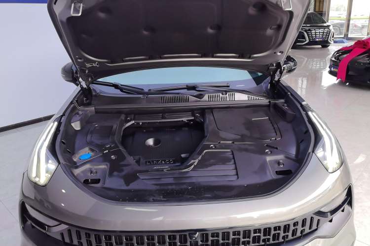 Used Lynk & Co 05 2022 2.0T Two-Wheel Drive Shine Halo Engine Bay