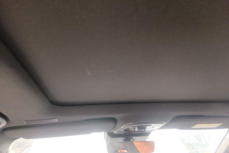 Used Lynk & Co 05 2022 2.0TD Four-Wheel Drive Dynamic Halo Headliner