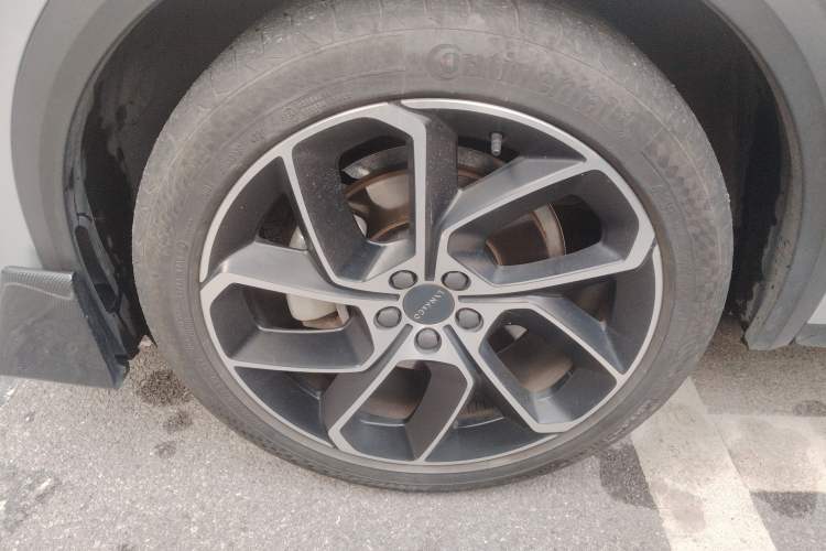 Used Lynk & Co 05 2022 2.0T Two-Wheel Drive Shine Halo Left Front Wheel Hub