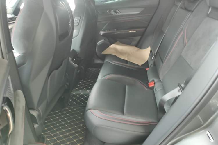 Used Lynk & Co 05 2022 2.0TD Four-Wheel Drive Dynamic Halo Left Rear Seat