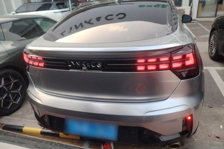 Used Lynk & Co 05 2022 2.0T Two-Wheel Drive Shine Halo Rear