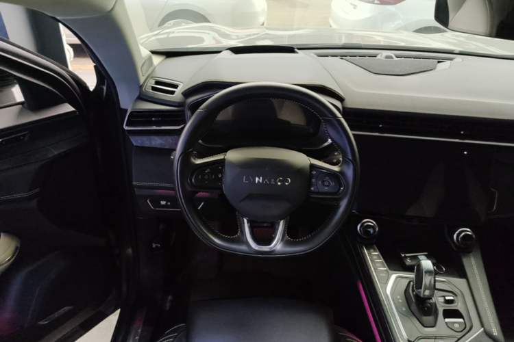 Used Lynk & Co 05 2022 2.0T Two-Wheel Drive Shine Halo Steering Wheel