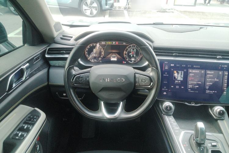 Used Lynk & Co 05 2022 2.0T Two-Wheel Drive Shine Halo Steering Wheel