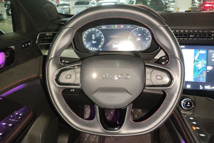 Used Lynk & Co 05 2022 2.0TD Four-Wheel Drive Dynamic Halo Steering Wheel