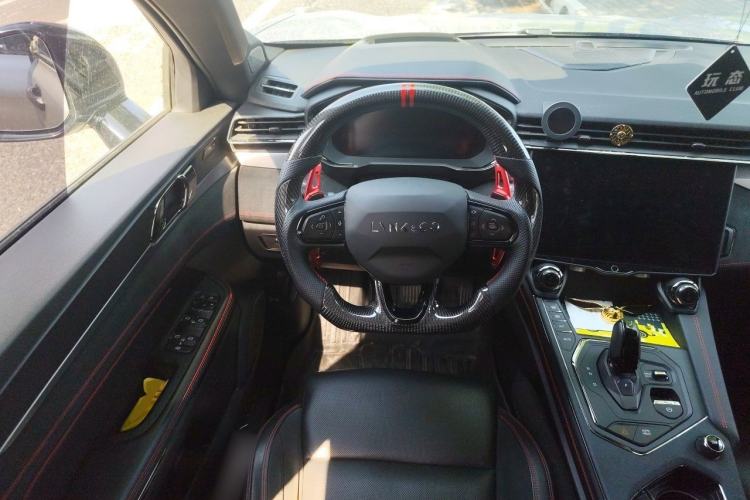 Used Lynk & Co 05 2022 2.0TD Four-Wheel Drive Dynamic Halo Steering Wheel