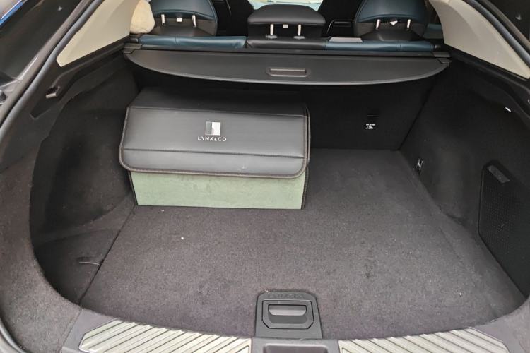 Used Lynk & Co 05 2022 2.0T Two-Wheel Drive Shine Halo Trunk