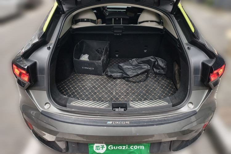 Used Lynk & Co 05 2022 2.0T Two-Wheel Drive Shine Halo Trunk