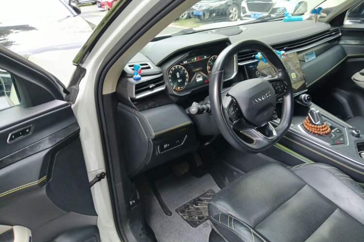 Used Lynk & Co 05 2022 2.0T Two-Wheel Drive Shine Halo Driver Seat