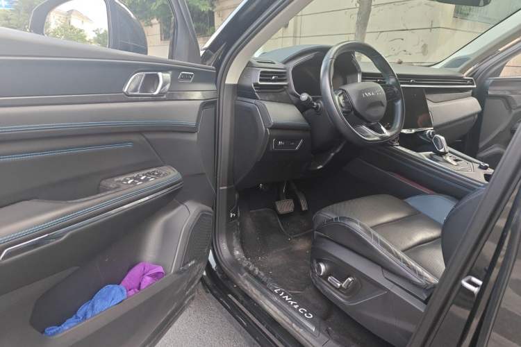 Used Lynk & Co 05 2022 2.0T Two-Wheel Drive Shine Halo Driver Seat