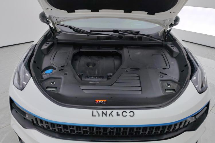 Used Lynk & Co 05 2022 2.0T Two-Wheel Drive Shine Halo Engine Bay