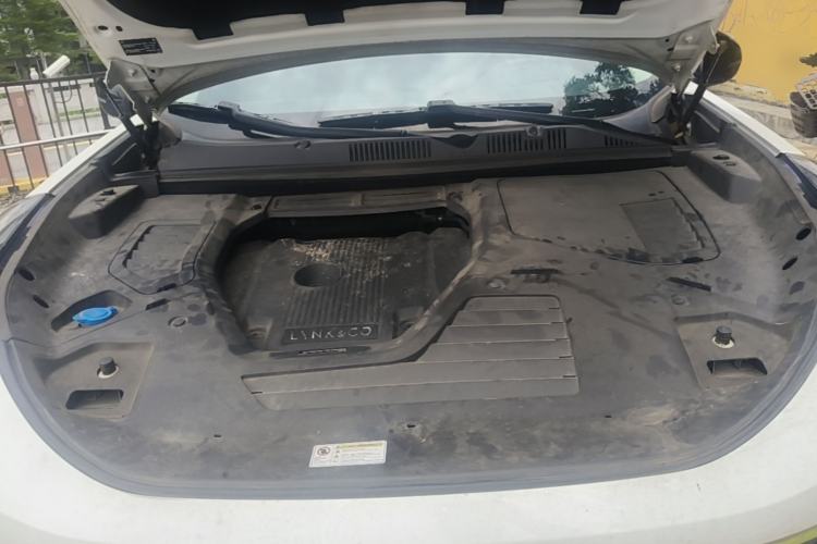 Used Lynk & Co 05 2022 2.0T Two-Wheel Drive Shine Halo Engine Bay