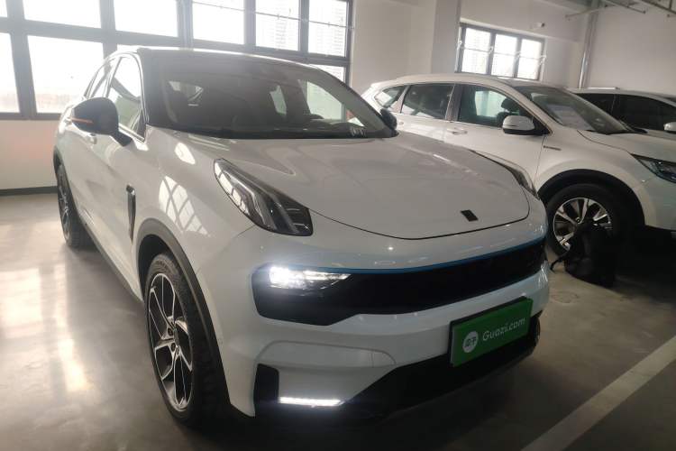 Used Lynk & Co 05 2022 2.0T Two-Wheel Drive Shine Halo Exterior 2