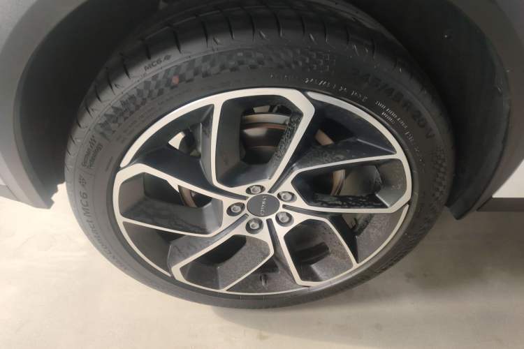 Used Lynk & Co 05 2022 2.0T Two-Wheel Drive Shine Halo Exterior 8