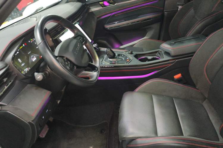 Used Lynk & Co 05 2022 2.0TD Four-Wheel Drive Dynamic Halo Left Front Seat
