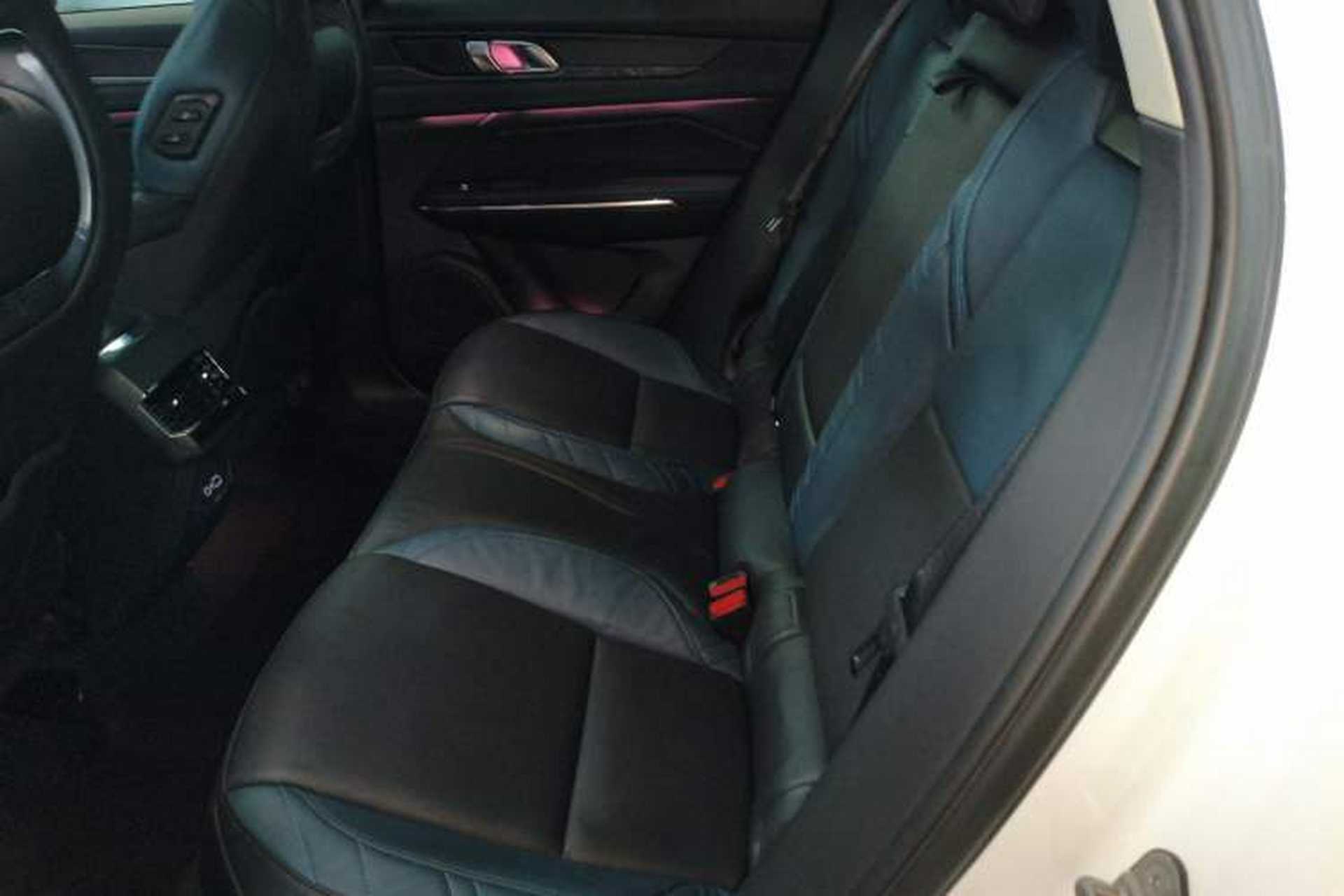 Used Lynk & Co 05 2022 2.0T Two-Wheel Drive Shine Halo Left Rear Seat