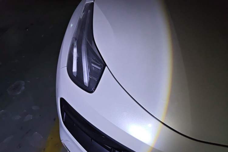 Used Lynk & Co 05 2022 2.0TD Four-Wheel Drive Dynamic Halo Right Front Headlight
